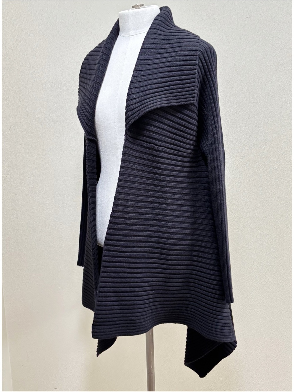 Angel Black Ribbed Open-Front Draped Cardigan - Picture 3 of 8